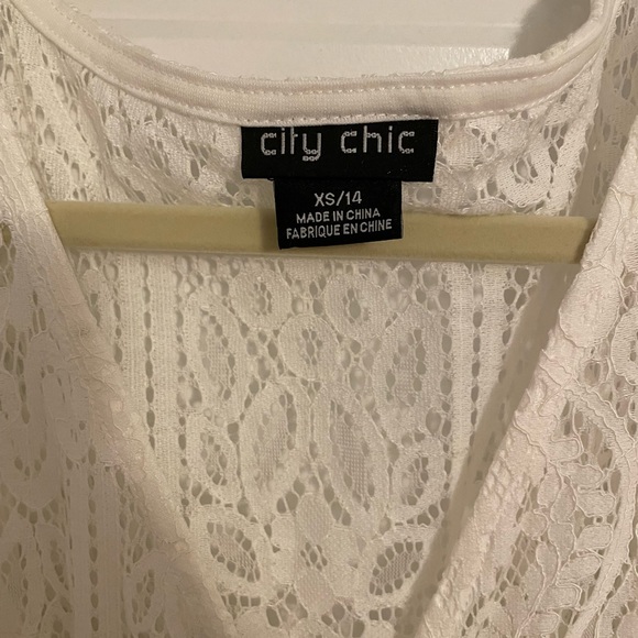 City chic Summer Lace Maxi Dress - wore once - Picture 4 of 6